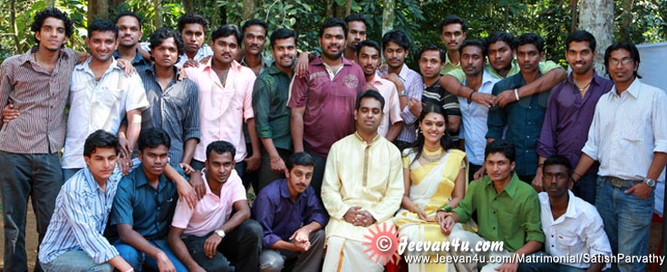 Satish Parvathy with Friends Photo Gallery